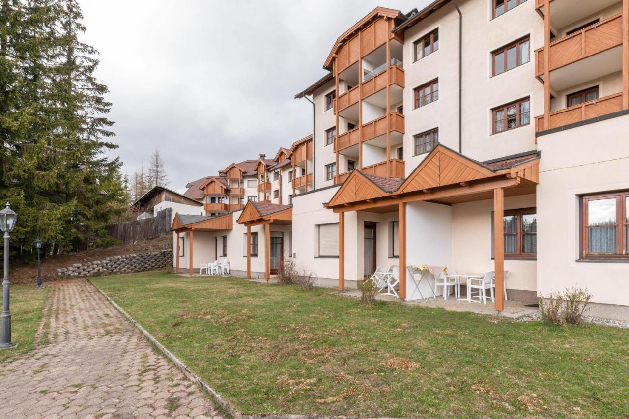 Apartment 2205 Kanzelhoehe Treffen Exteriör bild